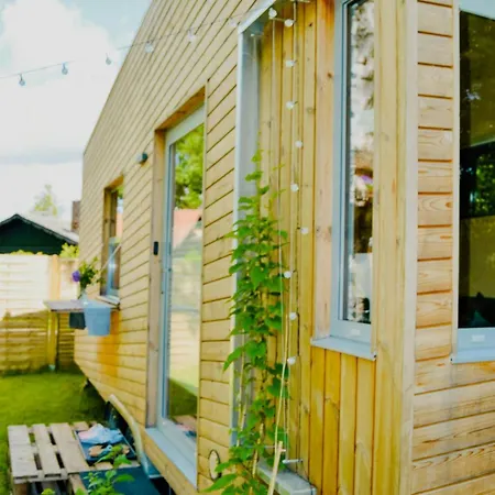 Holiday home Tiny House By The And An Artist Collective Ottersberg
