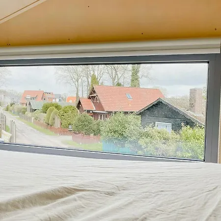 Tiny House By The And An Artist Collective * Ottersberg